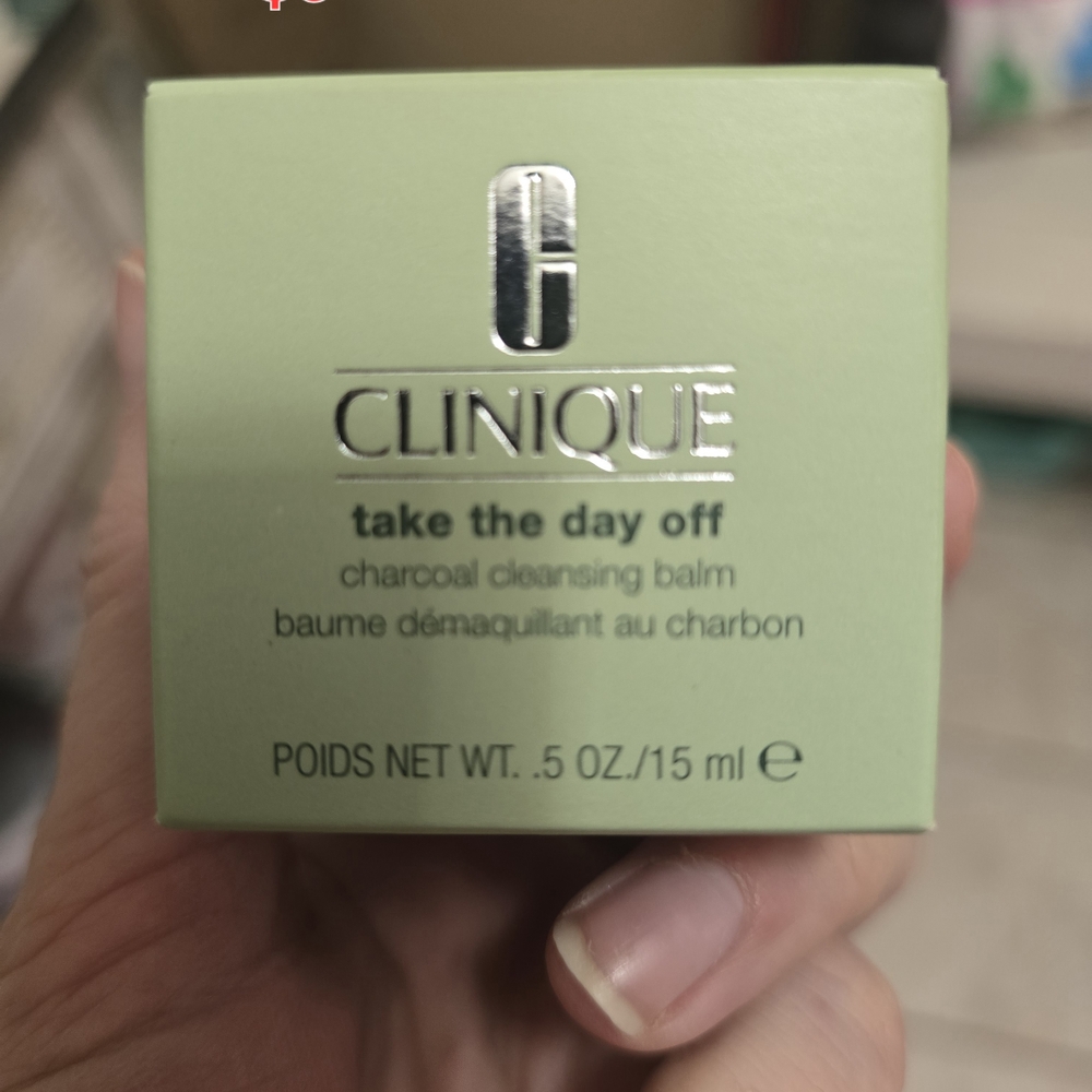 Clinique Charcoal Cleansing Balm - Picture 1 of 1